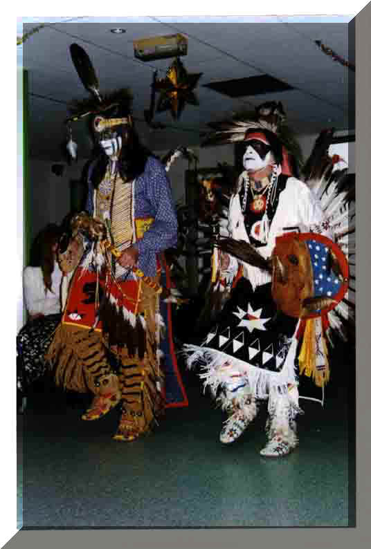 indiensdance.jpg (31914 octets)